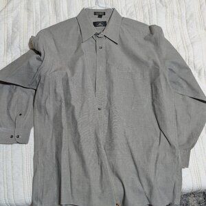Stafford Men’s Gray Long-Sleeve Button-Down Dress Shirt – Size 17 / L